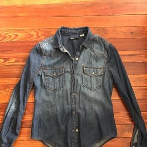 Denim shirt